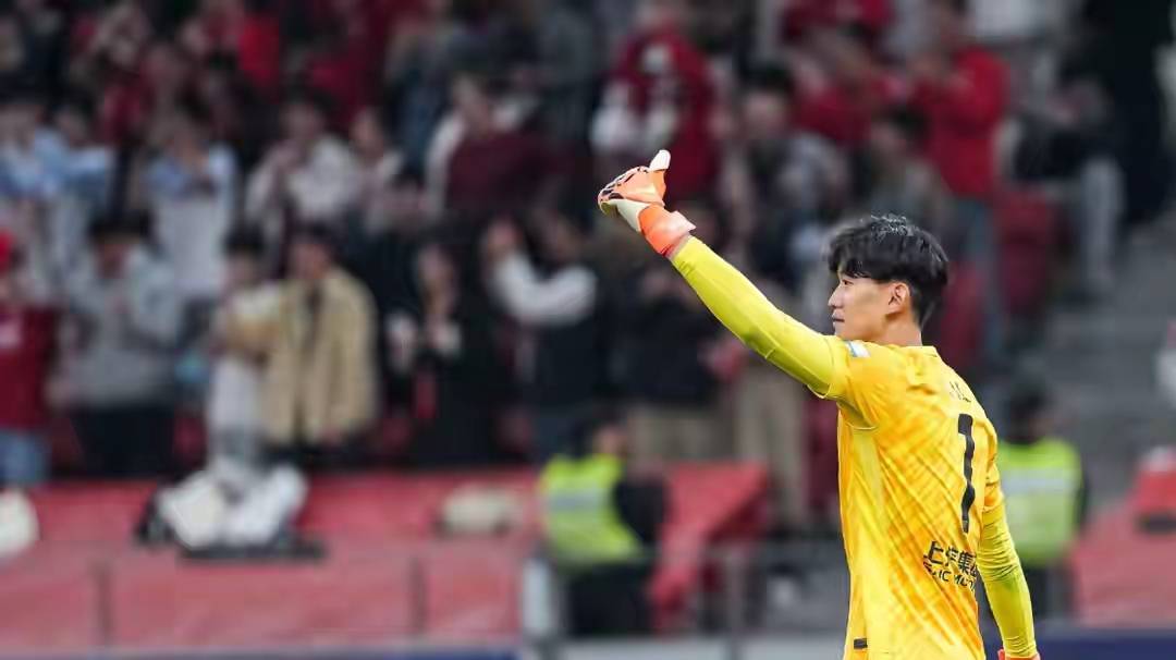 开云体育下载-集结日体能课后；上海海港扳平良机备战亚冠；赛场秩序良好；纪律约束更严格(春兰杯决赛朴廷桓逆转胜扳平比分)